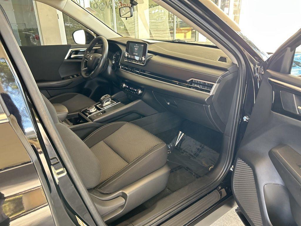 used 2023 Mitsubishi Outlander car, priced at $18,788