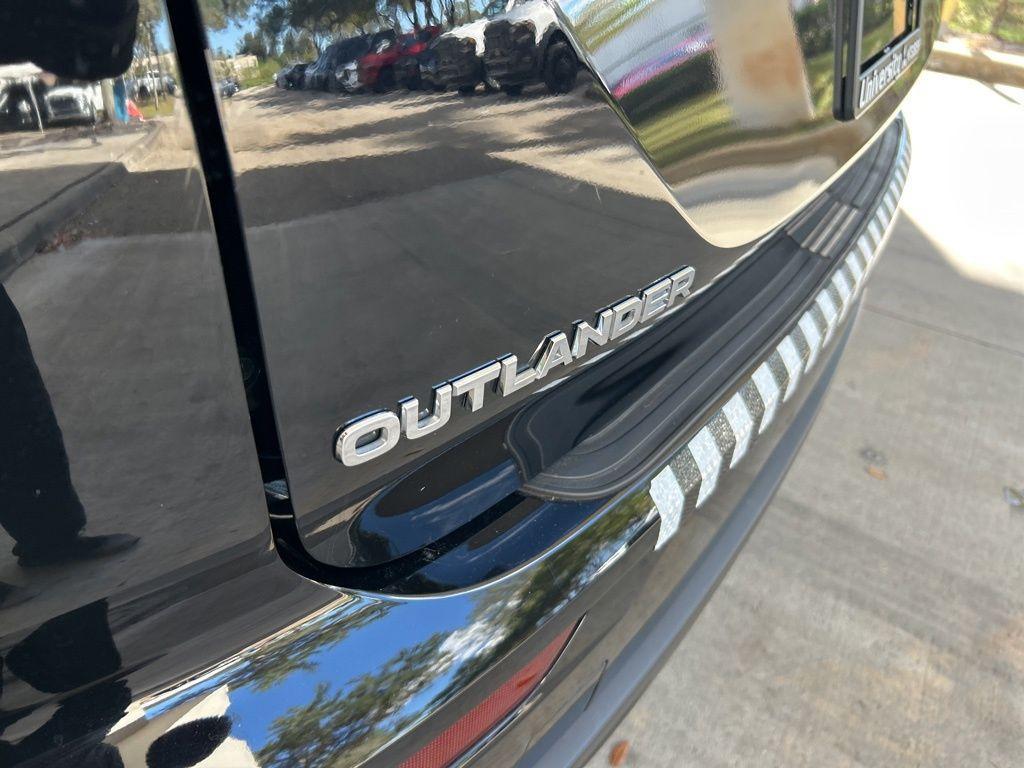 used 2023 Mitsubishi Outlander car, priced at $18,788