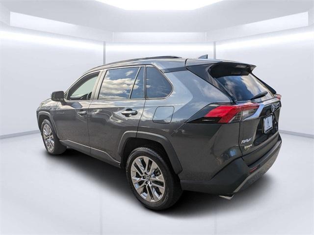 used 2019 Toyota RAV4 car, priced at $25,437