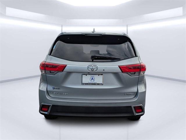 used 2018 Toyota Highlander car, priced at $24,713