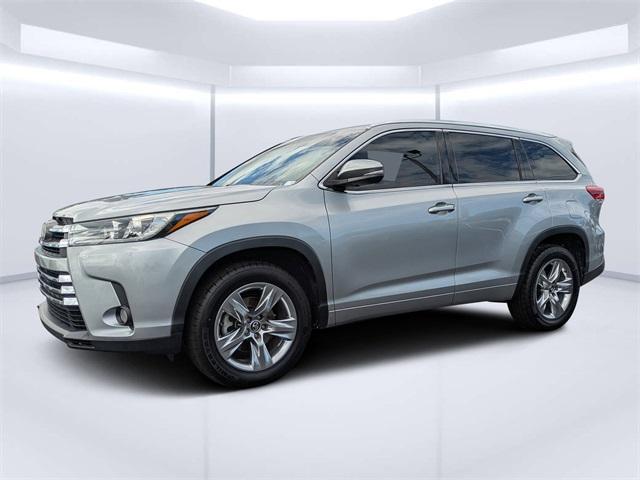 used 2018 Toyota Highlander car, priced at $24,713