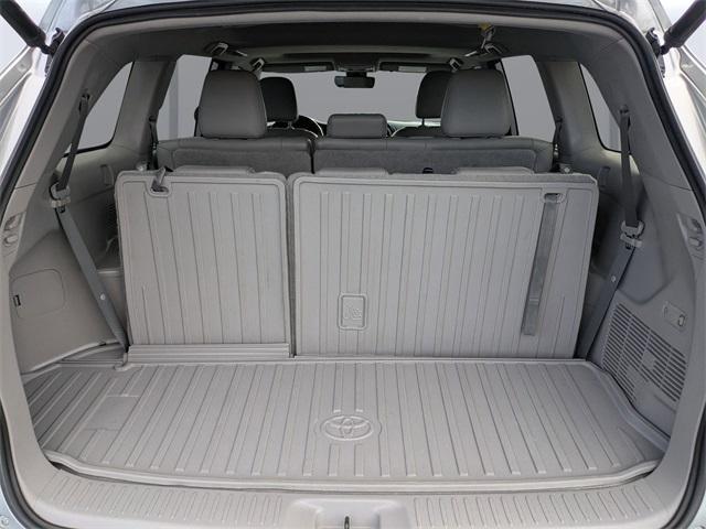 used 2018 Toyota Highlander car, priced at $24,713