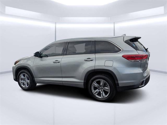 used 2018 Toyota Highlander car, priced at $24,713