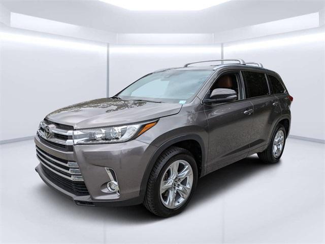 used 2019 Toyota Highlander car, priced at $31,000