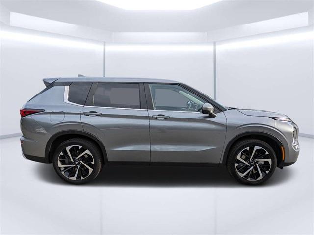 used 2022 Mitsubishi Outlander car, priced at $21,726