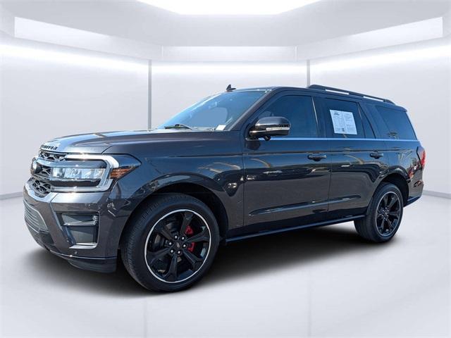 used 2024 Ford Expedition car, priced at $61,612