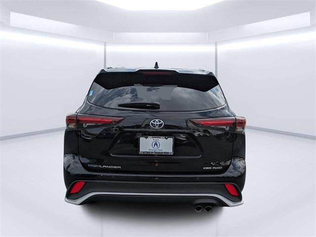 used 2024 Toyota Highlander car, priced at $42,527