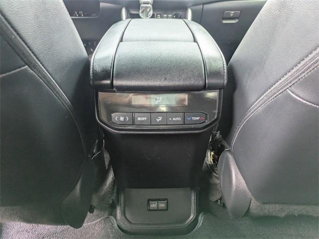 used 2024 Toyota Highlander car, priced at $42,527