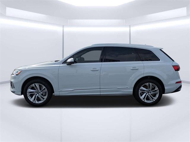 used 2023 Audi Q7 car, priced at $43,998