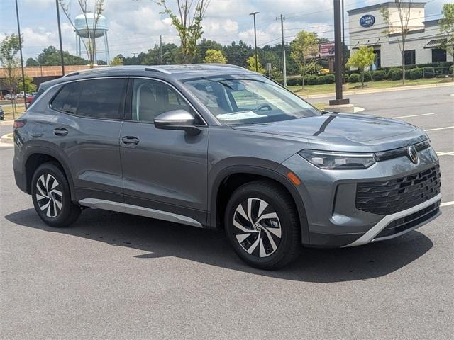 new 2025 Volkswagen Tiguan car, priced at $30,761