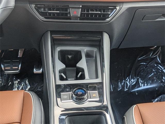 new 2025 Volkswagen Tiguan car, priced at $41,881