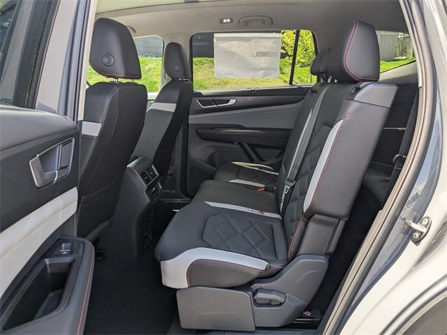 new 2025 Volkswagen Atlas car, priced at $49,531