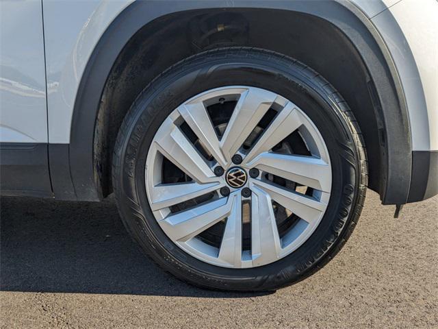 used 2020 Volkswagen Atlas Cross Sport car, priced at $24,332