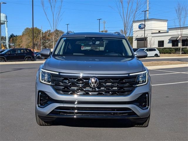 new 2025 Volkswagen Atlas car, priced at $53,051