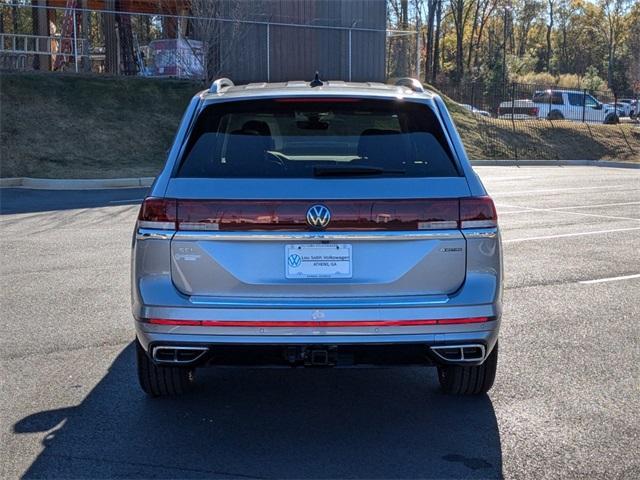 new 2025 Volkswagen Atlas car, priced at $53,051