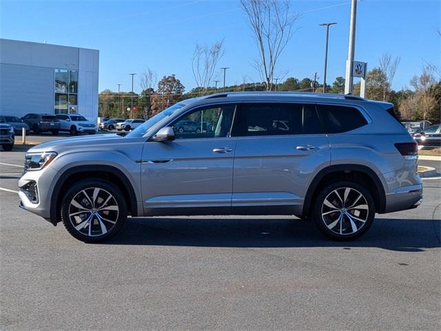 new 2025 Volkswagen Atlas car, priced at $53,051