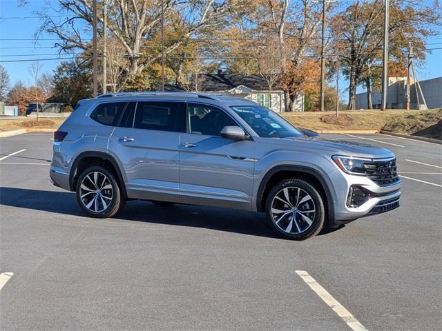 new 2025 Volkswagen Atlas car, priced at $53,051