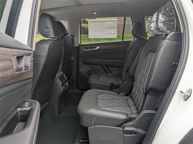 new 2025 Volkswagen Atlas car, priced at $53,906