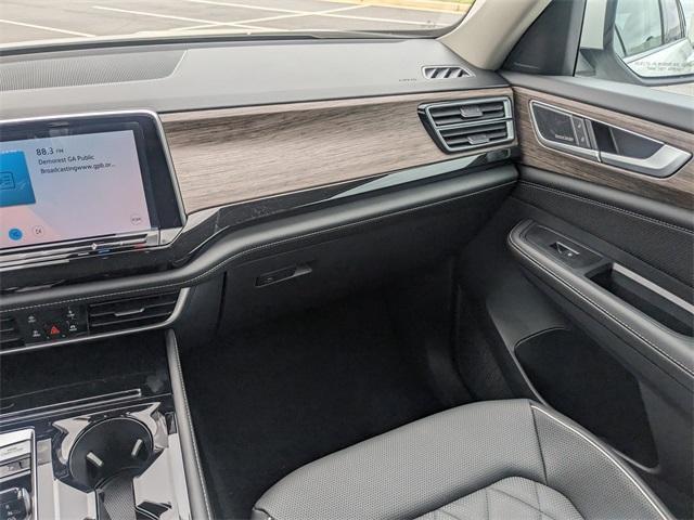 new 2025 Volkswagen Atlas car, priced at $53,906