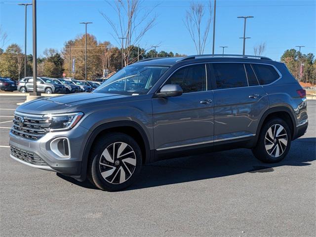 new 2024 Volkswagen Atlas car, priced at $44,354