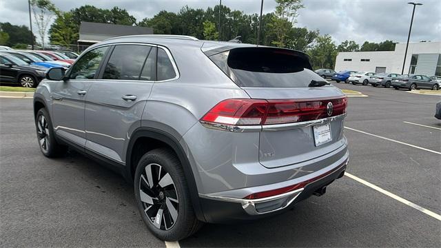 new 2024 Volkswagen Atlas Cross Sport car, priced at $42,762