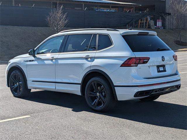 new 2024 Volkswagen Tiguan car, priced at $33,056