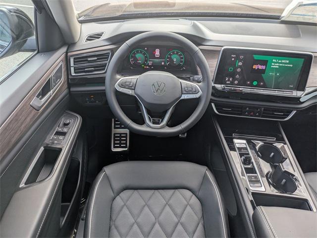 new 2026 Volkswagen Atlas car, priced at $55,692