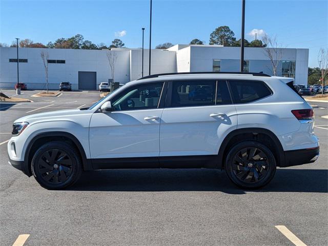 new 2024 Volkswagen Atlas car, priced at $38,743