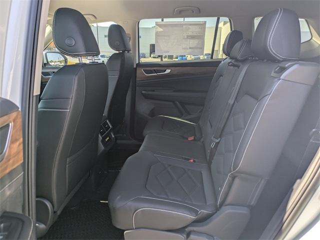 new 2026 Volkswagen Atlas car, priced at $40,746