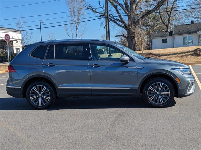 new 2024 Volkswagen Tiguan car, priced at $30,966