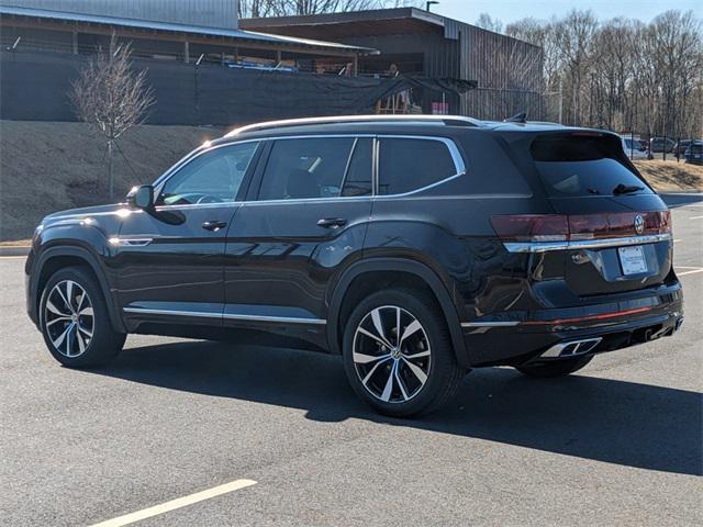 new 2025 Volkswagen Atlas car, priced at $53,331