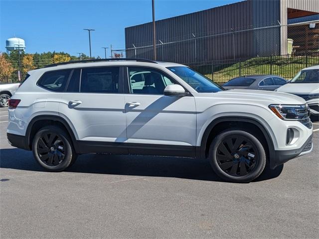 new 2025 Volkswagen Atlas car, priced at $43,826