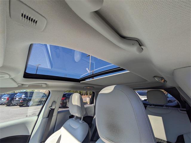 used 2019 Jeep Compass car, priced at $13,999