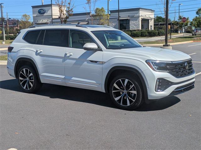 new 2026 Volkswagen Atlas car, priced at $56,611