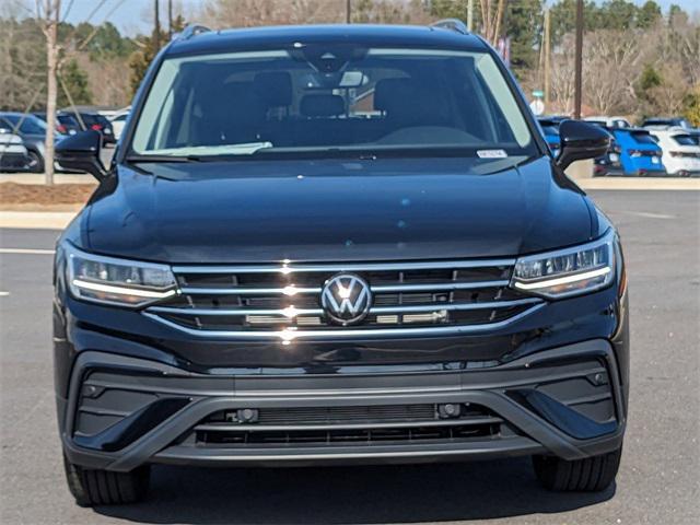 new 2024 Volkswagen Tiguan car, priced at $32,731