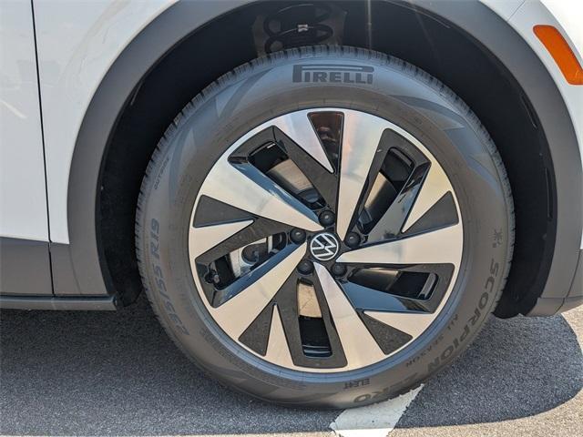 new 2025 Volkswagen ID.4 car, priced at $42,261