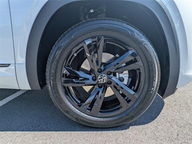 new 2026 Volkswagen Atlas Cross Sport car, priced at $50,970