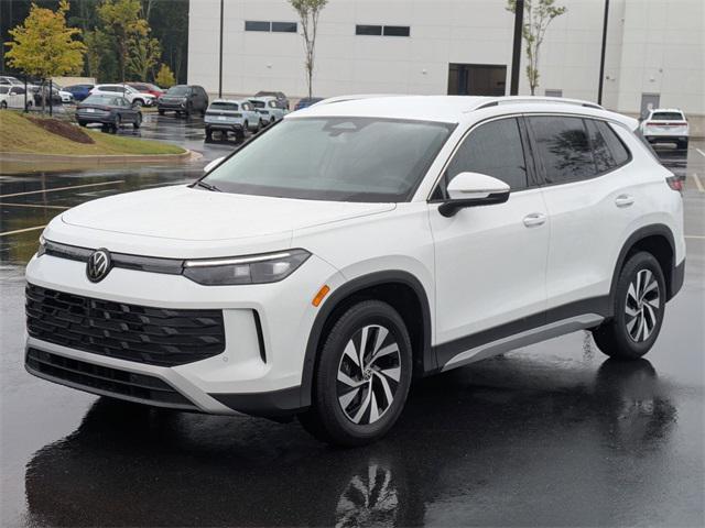 new 2025 Volkswagen Tiguan car, priced at $29,100