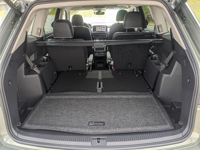 new 2025 Volkswagen Atlas car, priced at $53,391