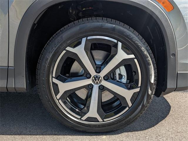 new 2025 Volkswagen Tiguan car, priced at $37,416