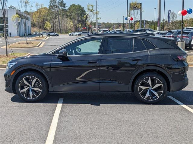 new 2025 Volkswagen ID.4 car, priced at $46,837