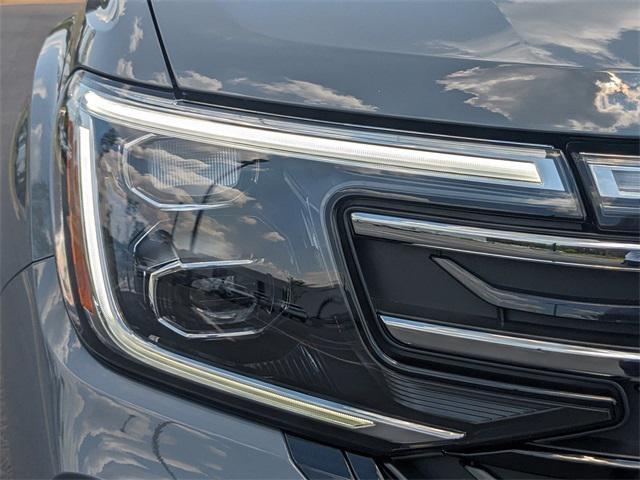 new 2025 Volkswagen Atlas car, priced at $46,100
