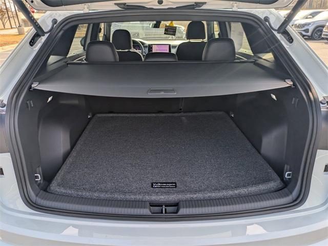 new 2026 Volkswagen Atlas Cross Sport car, priced at $52,688