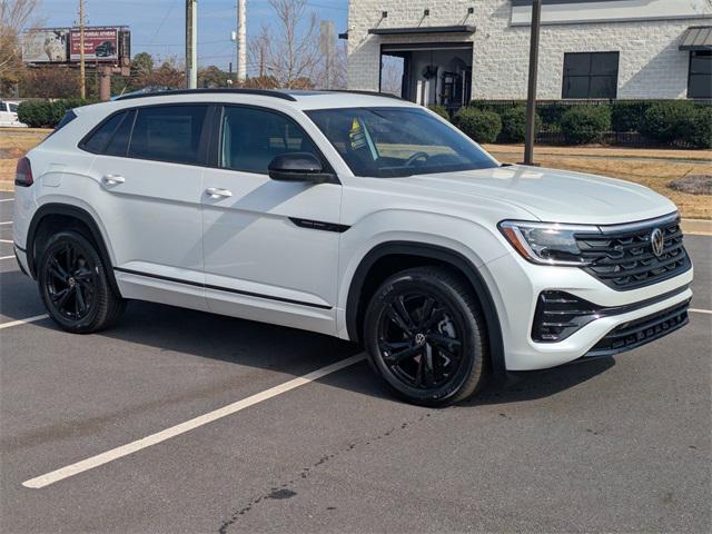 new 2026 Volkswagen Atlas Cross Sport car, priced at $52,688