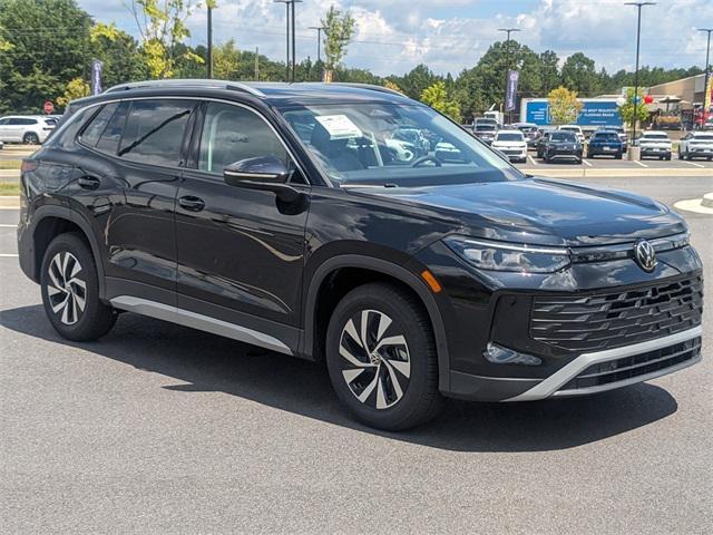 new 2025 Volkswagen Tiguan car, priced at $30,761