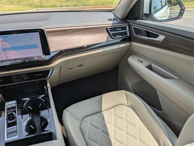 new 2025 Volkswagen Atlas car, priced at $53,736