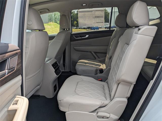 new 2025 Volkswagen Atlas car, priced at $53,736