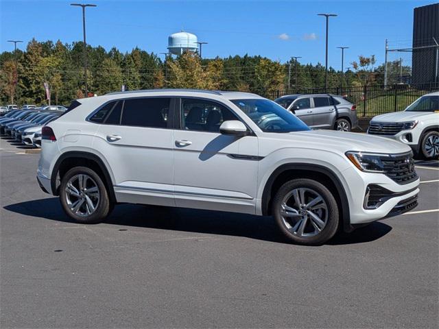 new 2024 Volkswagen Atlas Cross Sport car, priced at $46,137