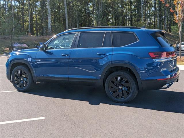 new 2025 Volkswagen Atlas car, priced at $43,244