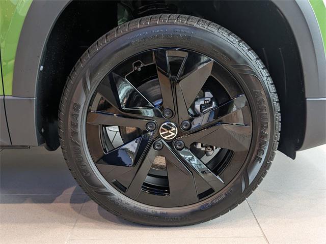 new 2025 Volkswagen Taos car, priced at $32,361